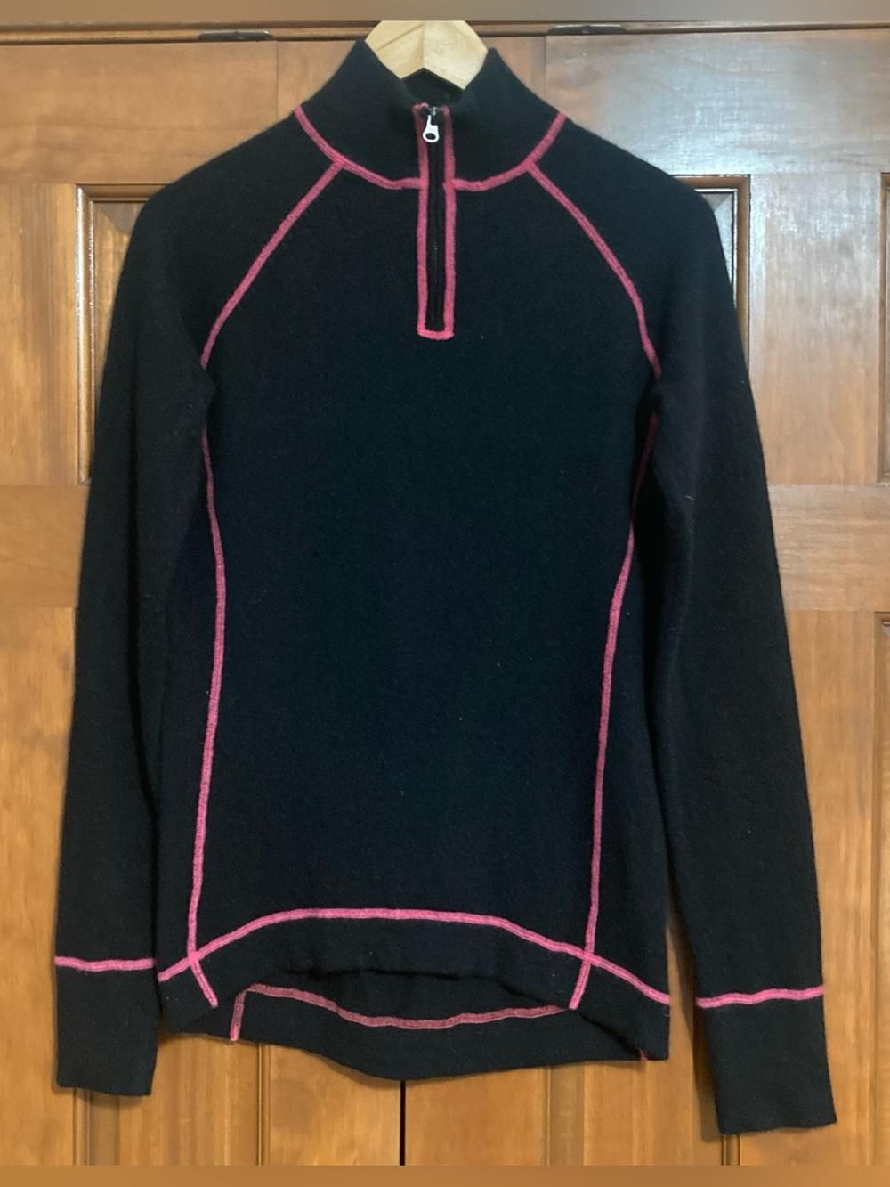 PINK Black 1/2 Zip 100% cashmere Sweater with Pink Contrast Trim women’s medium